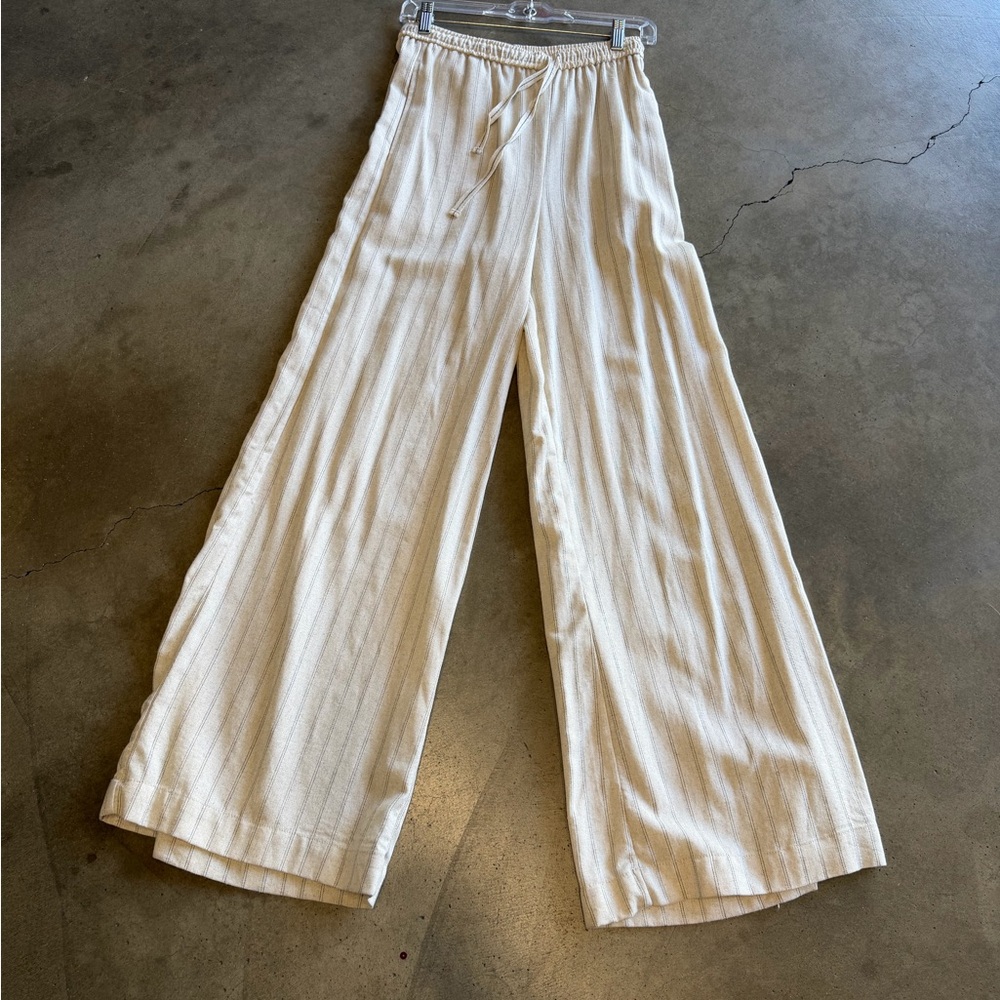 Wide Leg Cream Drawstring Pants
32" inseam
